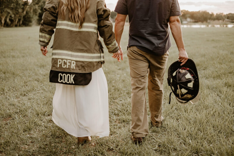 tampa-woodsy-rustic-engagement-session-photos-thomas-taylor-firefighter-nurse-43.jpg