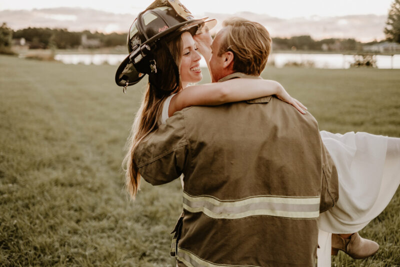 tampa-woodsy-rustic-engagement-session-photos-thomas-taylor-firefighter-nurse-53.jpg