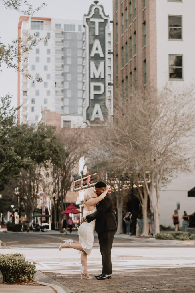 engagement photos in downtown tampa